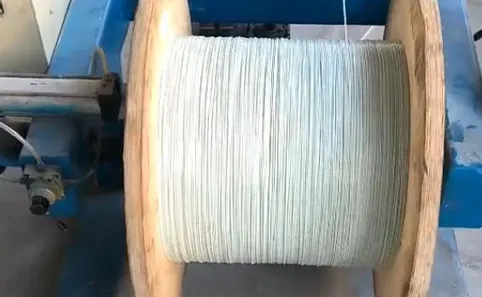 Stranded optical cable, cable-making process